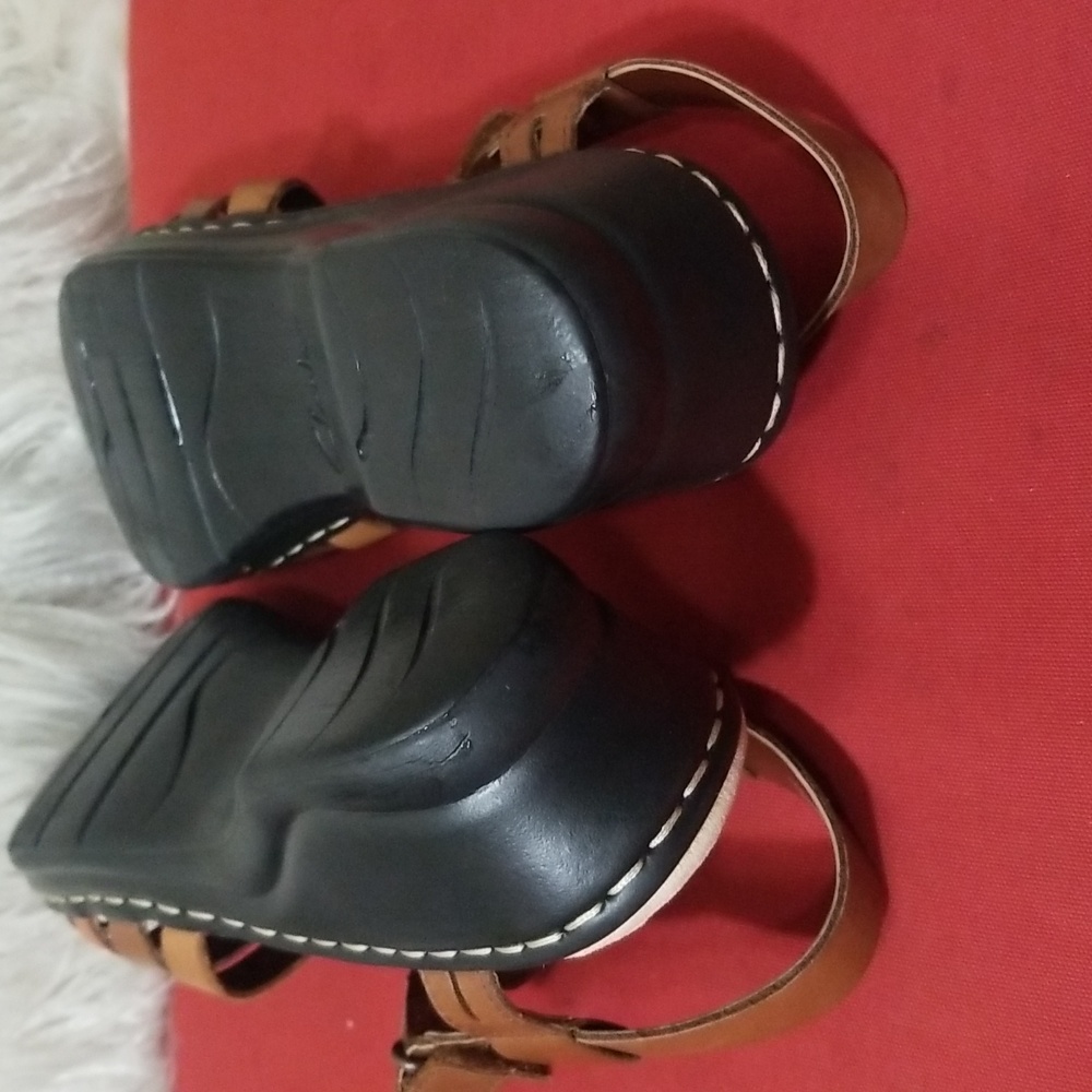 CLARK'S SANDALS - Picture 8 of 9